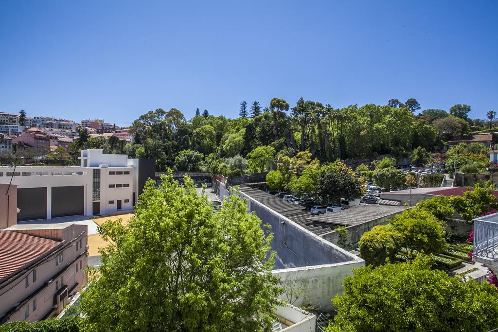 Lisbon Guests Apartments Bagian luar foto