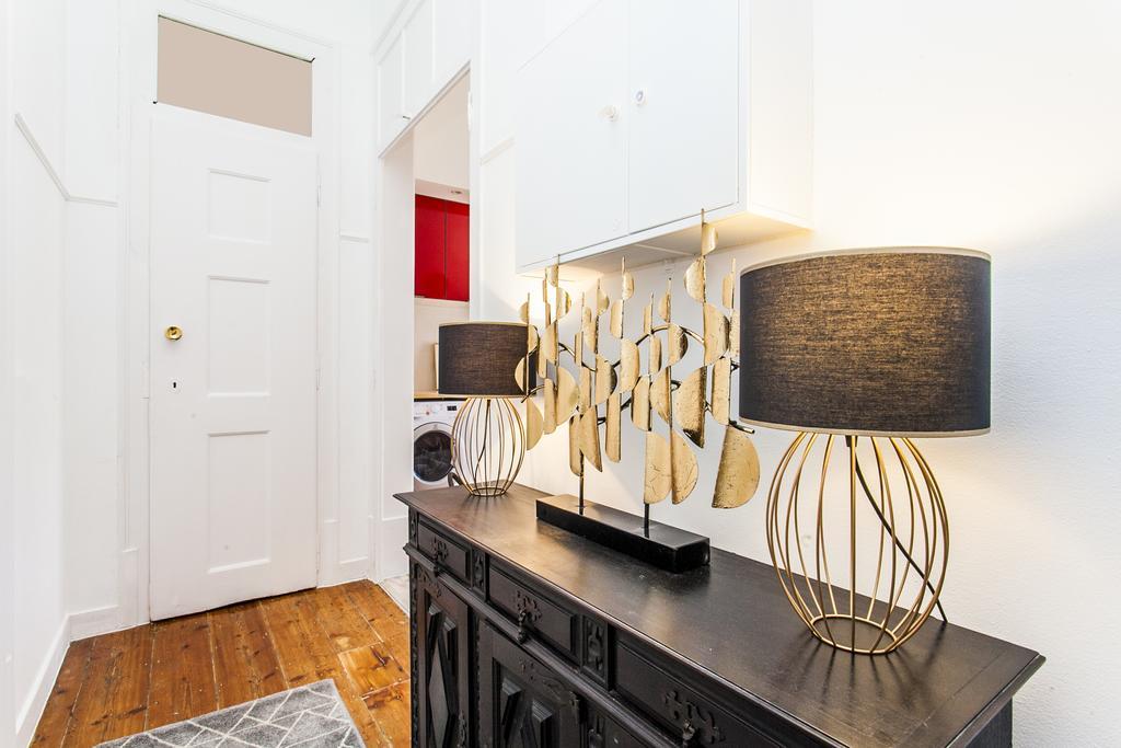Lisbon Guests Apartments Bagian luar foto
