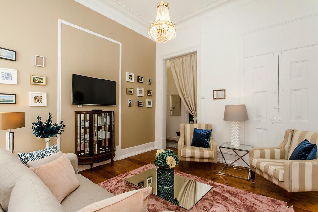 Lisbon Guests Apartments Bagian luar foto